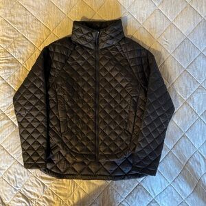 Black Athleta Whisper Featherlesss Puffer- BARELY WORN!!!!